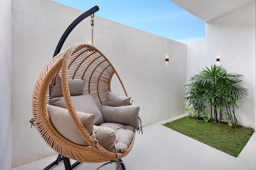 Stylish 2BR Canggu Villa | Pool, 750m to Beach in Canggu, Bali — image 8