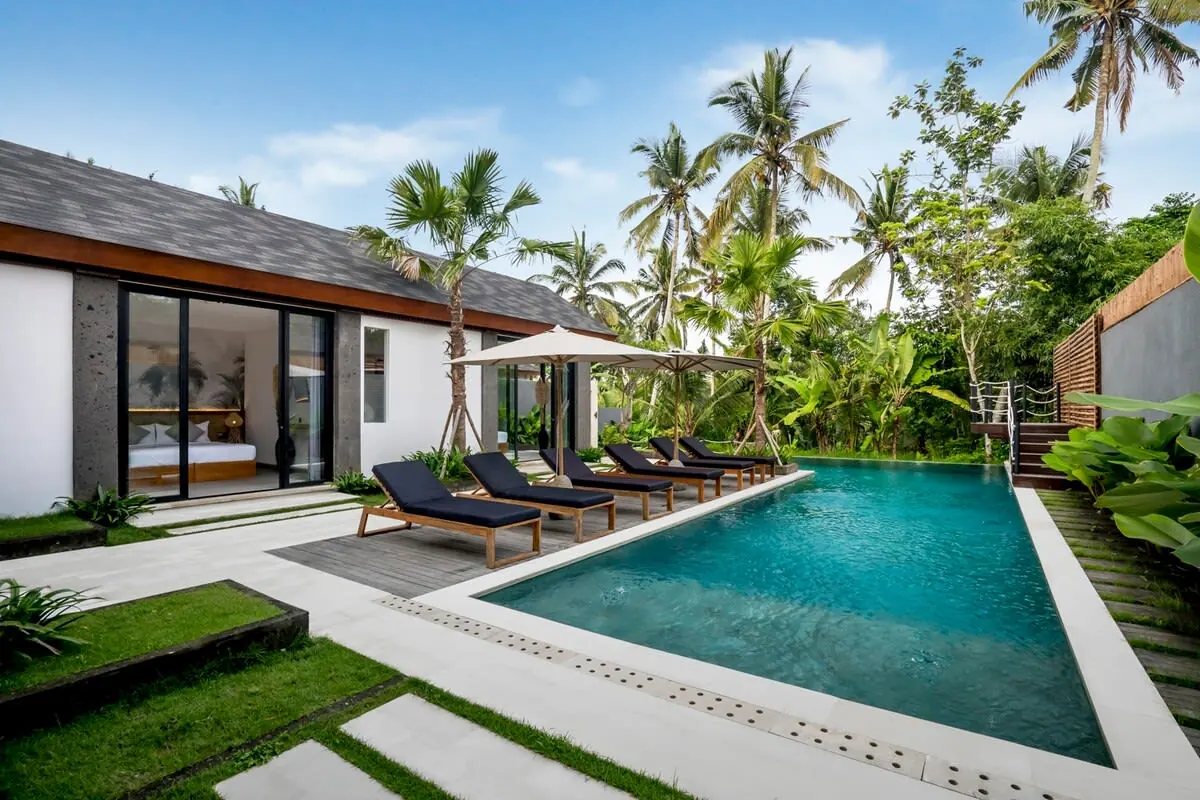 3 BR Tropical Garden Retreat Ubud — 3BR Villa Rental in Ubud — image 10