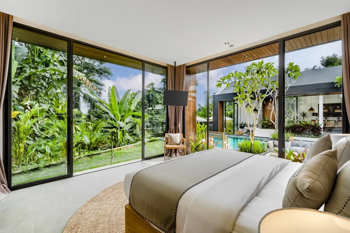 6 BR Infinity-Pool Jungle-View Retreat Ubud — 6BR Villa Rental in Ubud — image 9