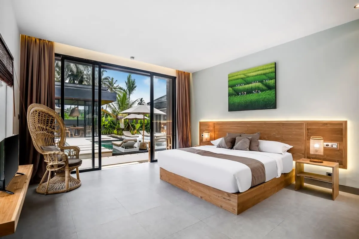 5 BR Tropical-Modern Jungle-View Villa Ubud — 5BR Villa Rental in Ubud — image 7