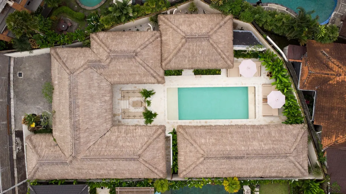 4 BR Thatched Courtyard Villa Ubud — 4BR Villa Rental in Ubud — image 13