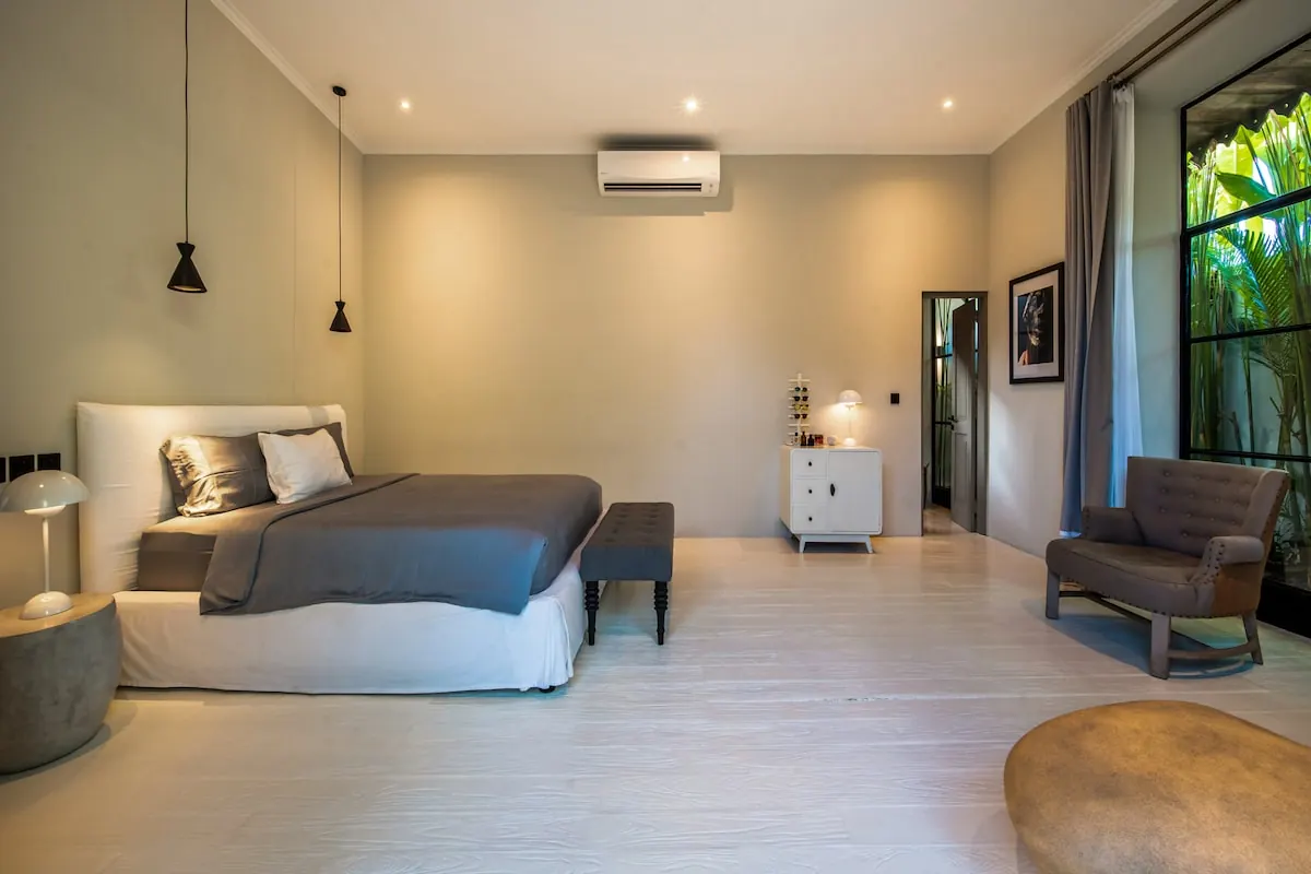 6 BR Pool Garden Residence Canggu — 6BR Residence Rental in Canggu — image 5