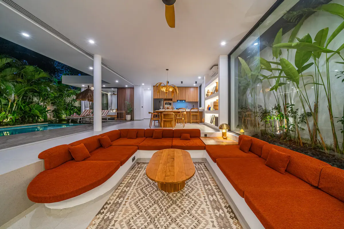 9 BR Tropical-Modern Group Estate Uluwatu — 9BR Estate Rental in Uluwatu — image 18