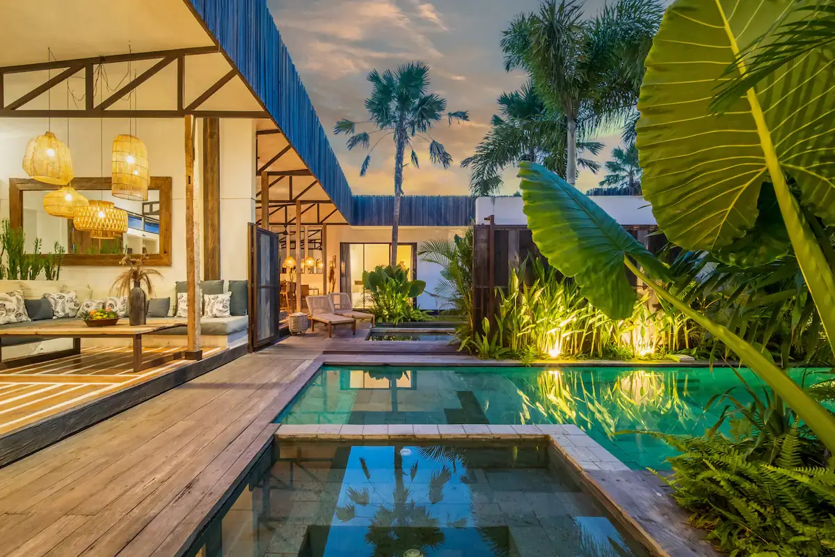6 BR Group Open-Air Retreat Canggu — 6BR Villa Rental in Canggu — image 6