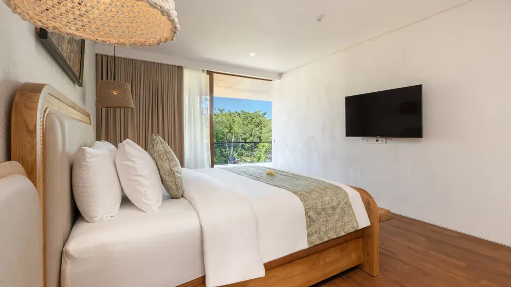 4 BR Contemporary Rooftop Villa Sanur — 4BR Villa Rental in Sanur — image 5