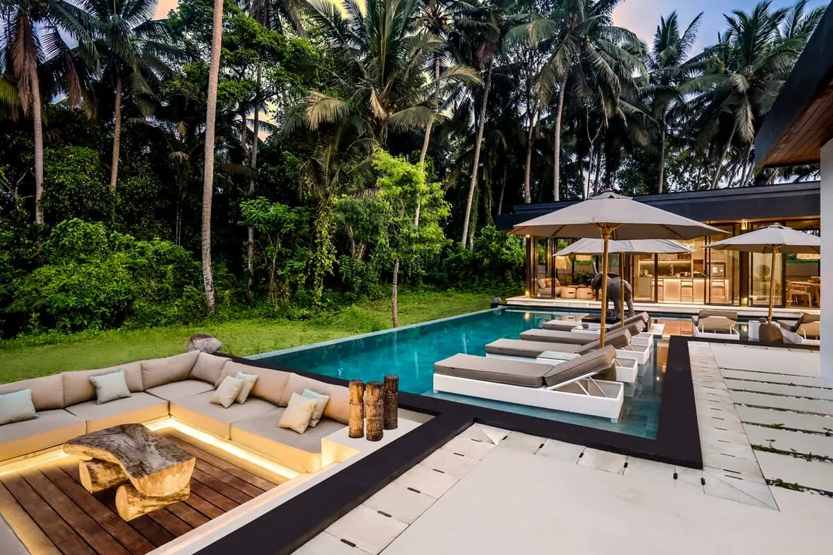 5 BR Tropical-Modern Jungle-View Villa Ubud — 5BR Villa Rental in Ubud — image 15