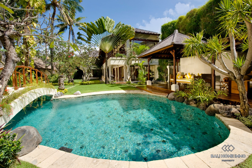 8 Bedroom Villa for Yearly Rental Near the Beach in Bali Sanur — image 1