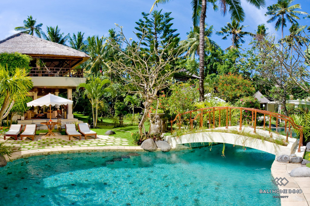 8 Bedroom Villa for Yearly Rental Near the Beach in Bali Sanur