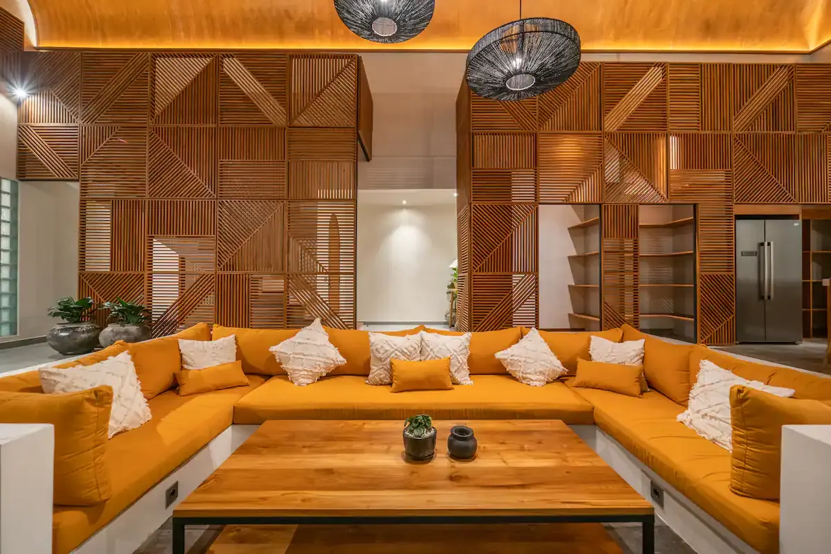 4 BR Walk-to-Beach Family Villa Canggu — 4BR Villa Rental in Canggu — image 5
