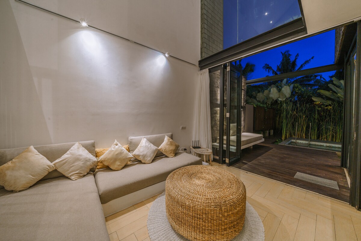Villa RIZR — 3BR Villa Rental in Canggu — image 7