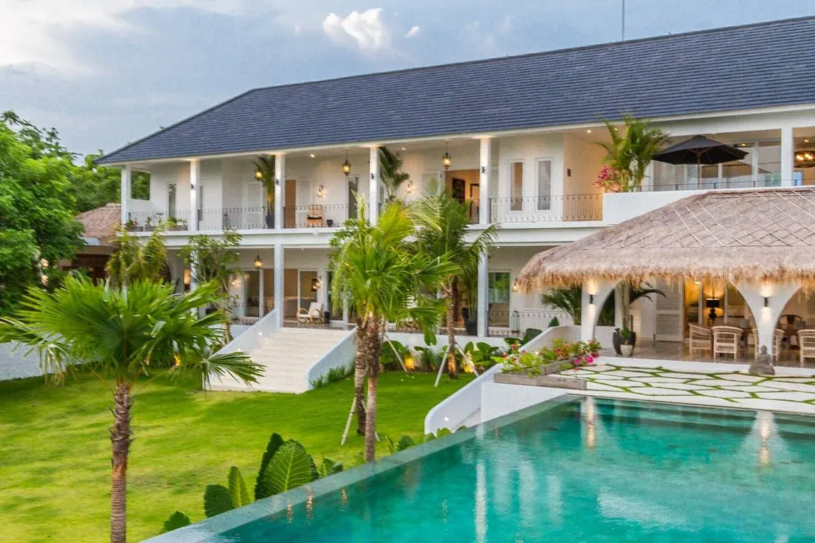 5 BR Ocean-View Infinity-Pool Villa Uluwatu — 5BR Villa Rental in Uluwatu — image 2