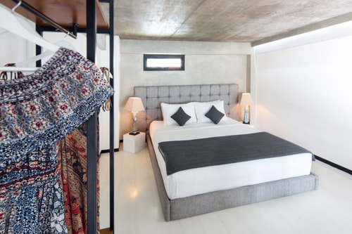 1BR Seminyak Loft | Balcony & Swimming Pool, Near the Beach - Seminyak, Bali — image 4