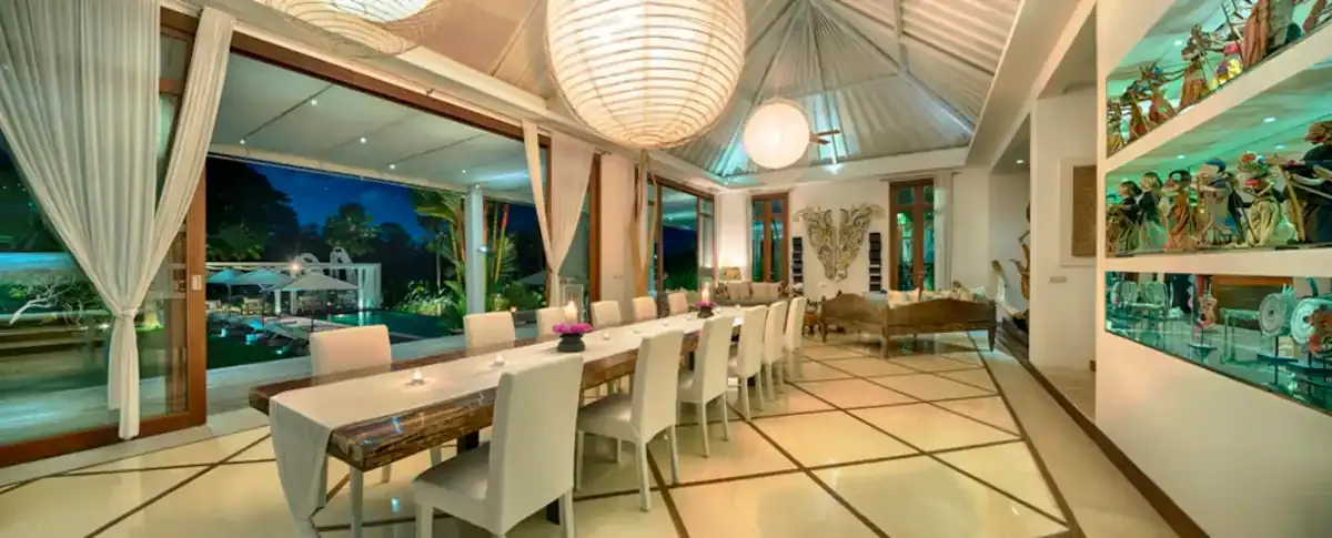 7 BR White Rice-Field Villa Canggu — 7BR Villa Rental in Canggu — image 11