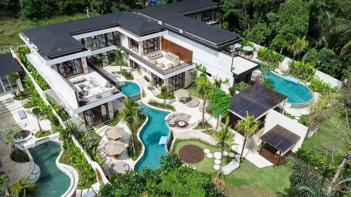 6 BR Tropical-Modern Infinity-Pool Villa Ubud — 6BR Villa Rental in Ubud — image 6