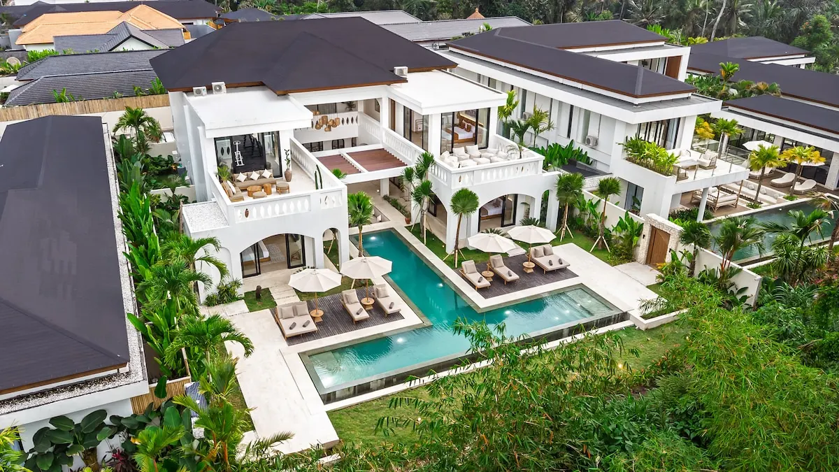 11 BR Padel Rice-Field Estate Ubud — 11BR Estate Rental in Ubud — image 4