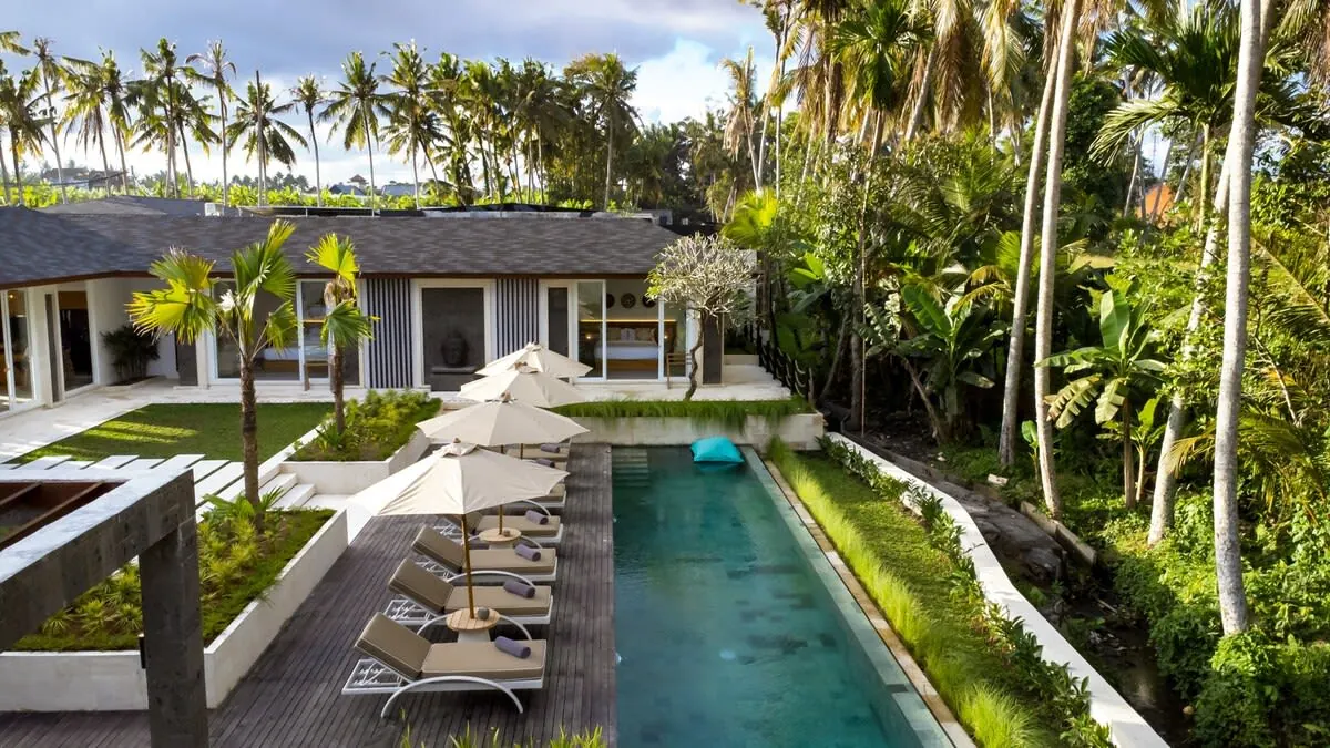 6 BR Contemporary Pavilion Residence Ubud — 6BR Residence Rental in Ubud — image 10