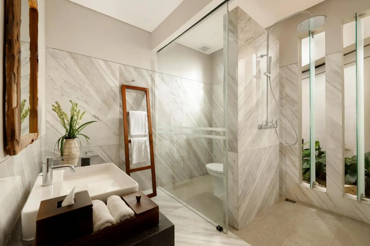 3 BR Hilltop Pool Villa Nusa Dua — 3BR Villa Rental in Nusa Dua — image 12
