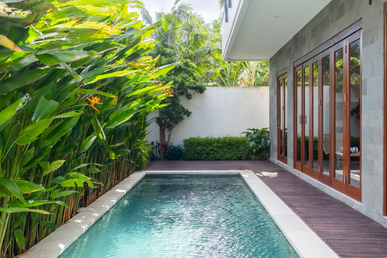 2BR Chic Berawa Villa | Pool & Bathtub, Near Cafés in Canggu, Bali — image 13