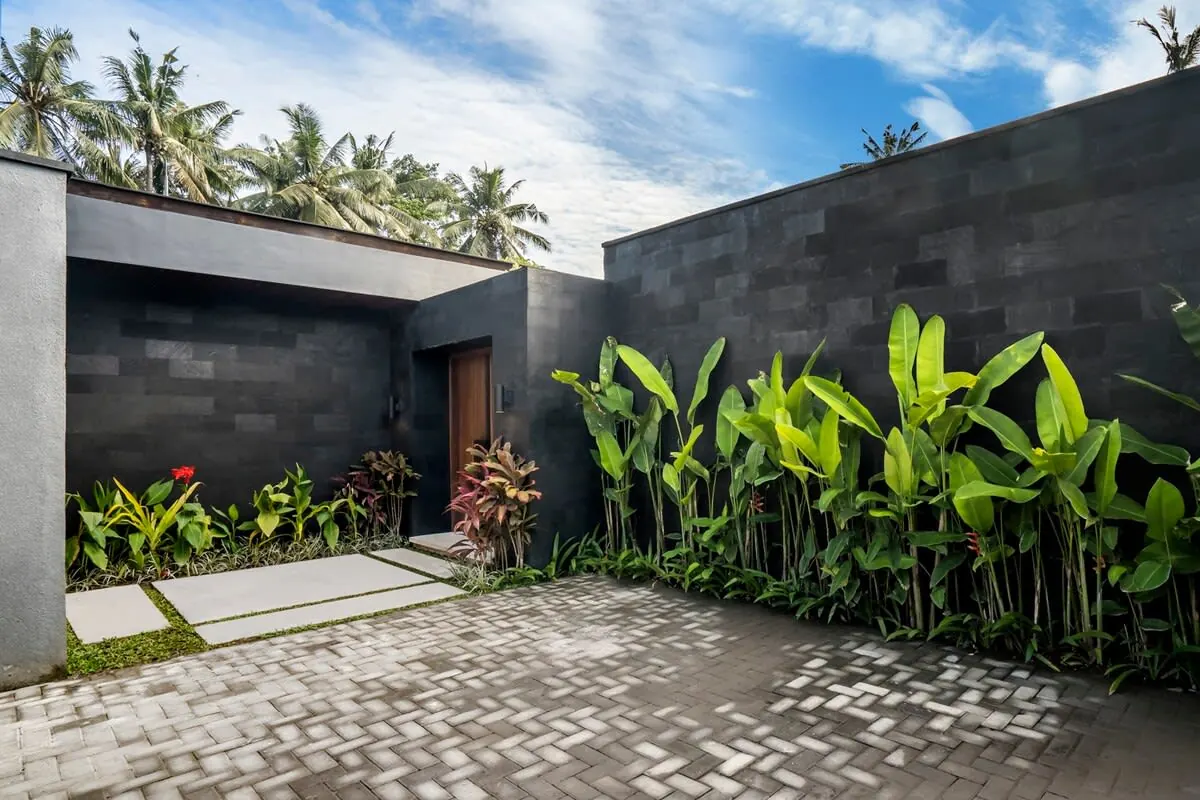10 BR Rice-Field Tropical-Modern Estate Ubud — 10BR Estate Rental in Ubud — image 18