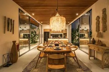 4 BR Tropical-Modern Jungle Retreat Ubud — 4BR Villa Rental in Ubud — image 6