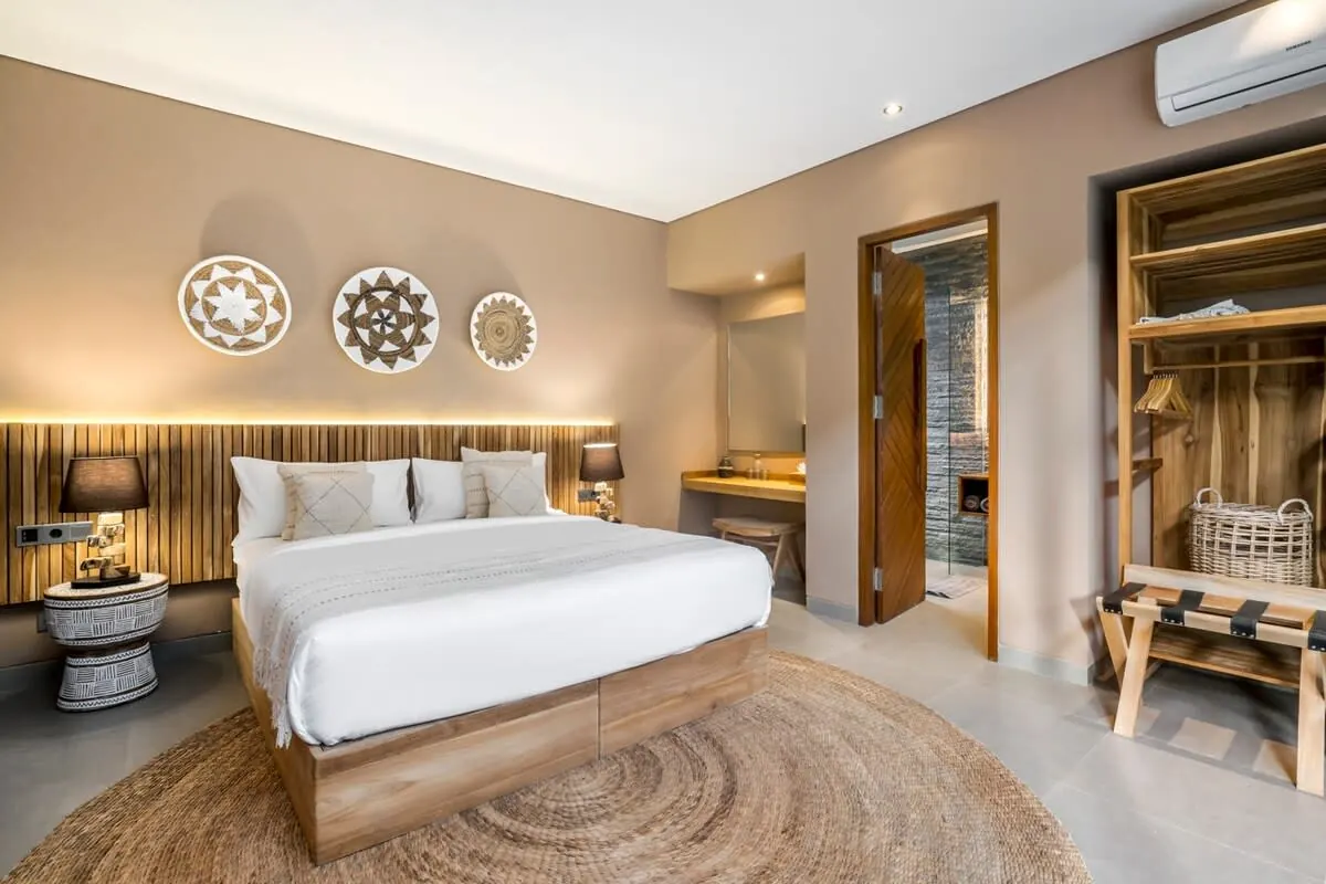 6 BR Rice-Field Pavilion Villa Ubud — 6BR Villa Rental in Ubud — image 18