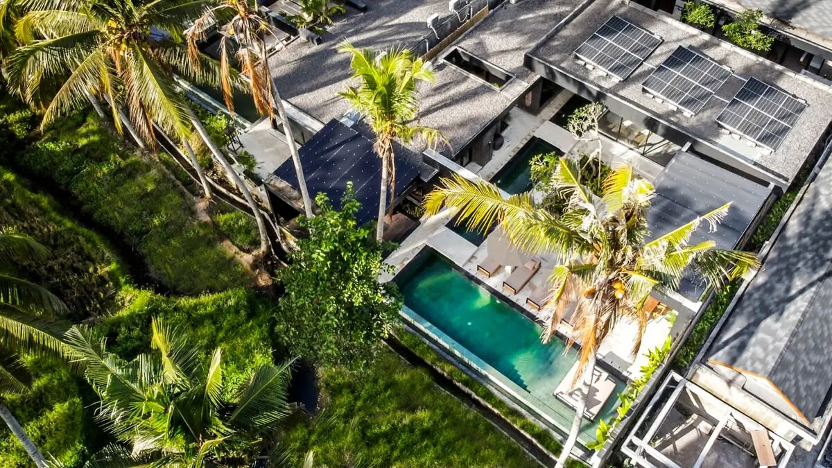 10 BR Rice-Field Tropical-Modern Estate Ubud — 10BR Estate Rental in Ubud — image 14
