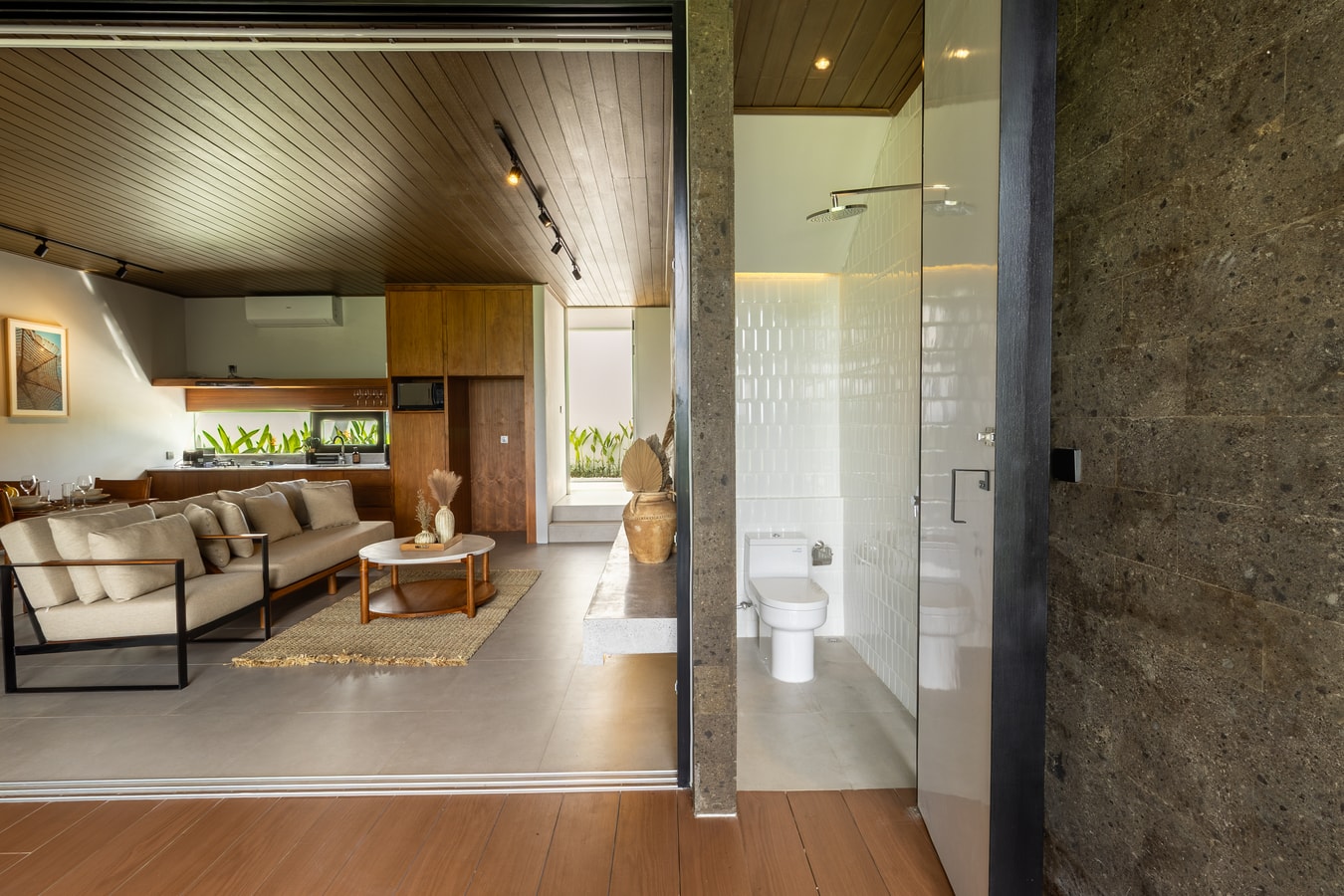3BR Canggu Villa | Paddy View Pool, Near Gyms in Canggu, Bali — image 17