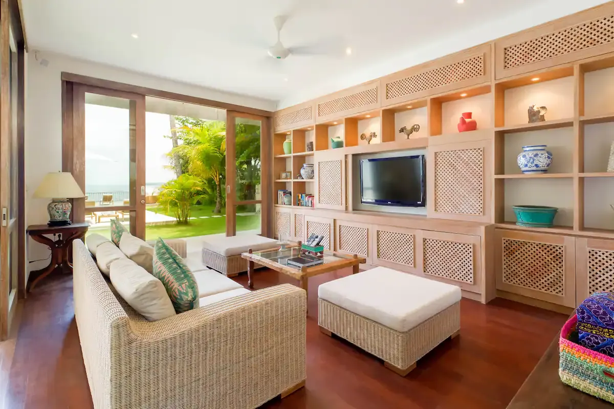 Siri Mendira - Villa Angsoka — 6BR Villa Rental in Candidasa — image 6