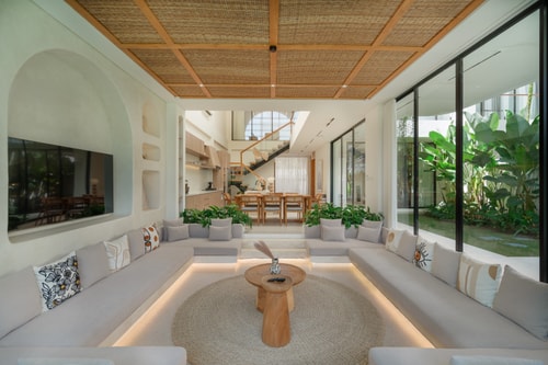 3BR New Paddy View Luxury Villa - Near Beach in Canggu, Bali — image 1