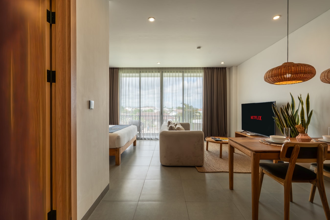 SB 205 - 1BR Pool Suite, Near Batu Belig Beach - Canggu, Bali — image 7