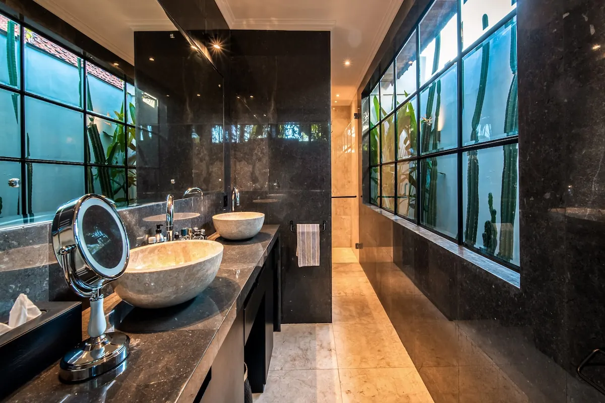 6 BR Pool Garden Residence Canggu — 6BR Residence Rental in Canggu — image 18