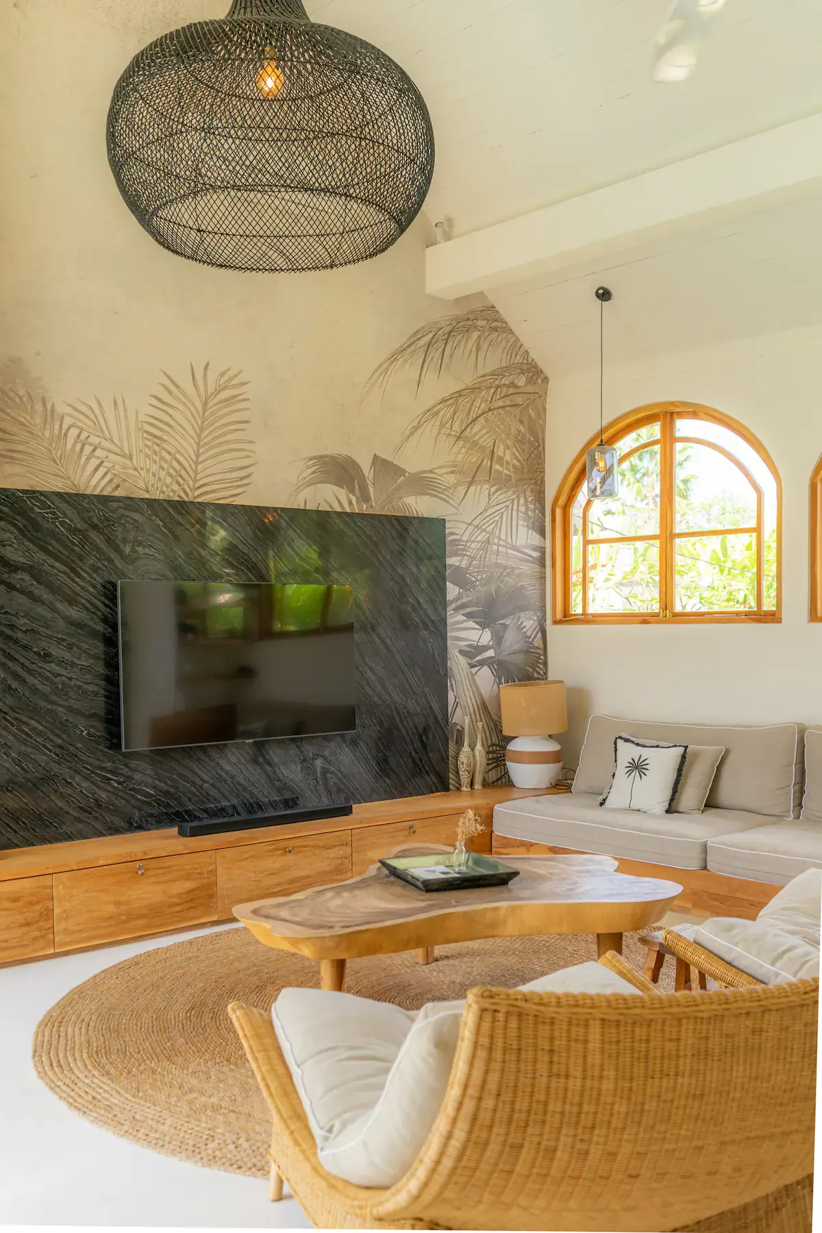 3 BR Modern Family Villa Canggu — 3BR Villa Rental in Canggu — image 9