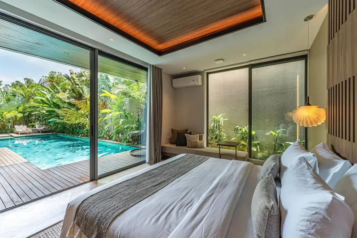 4 BR Beachfront Family Retreat Canggu — 4BR Villa Rental in Canggu — image 3