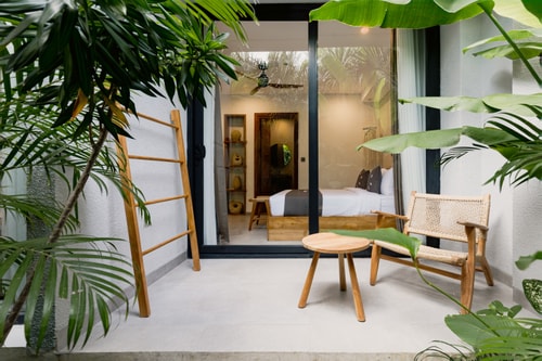 SM 108 - Deluxe Suite with Bathtub & Pool, Canggu in Canggu, Bali — image 12