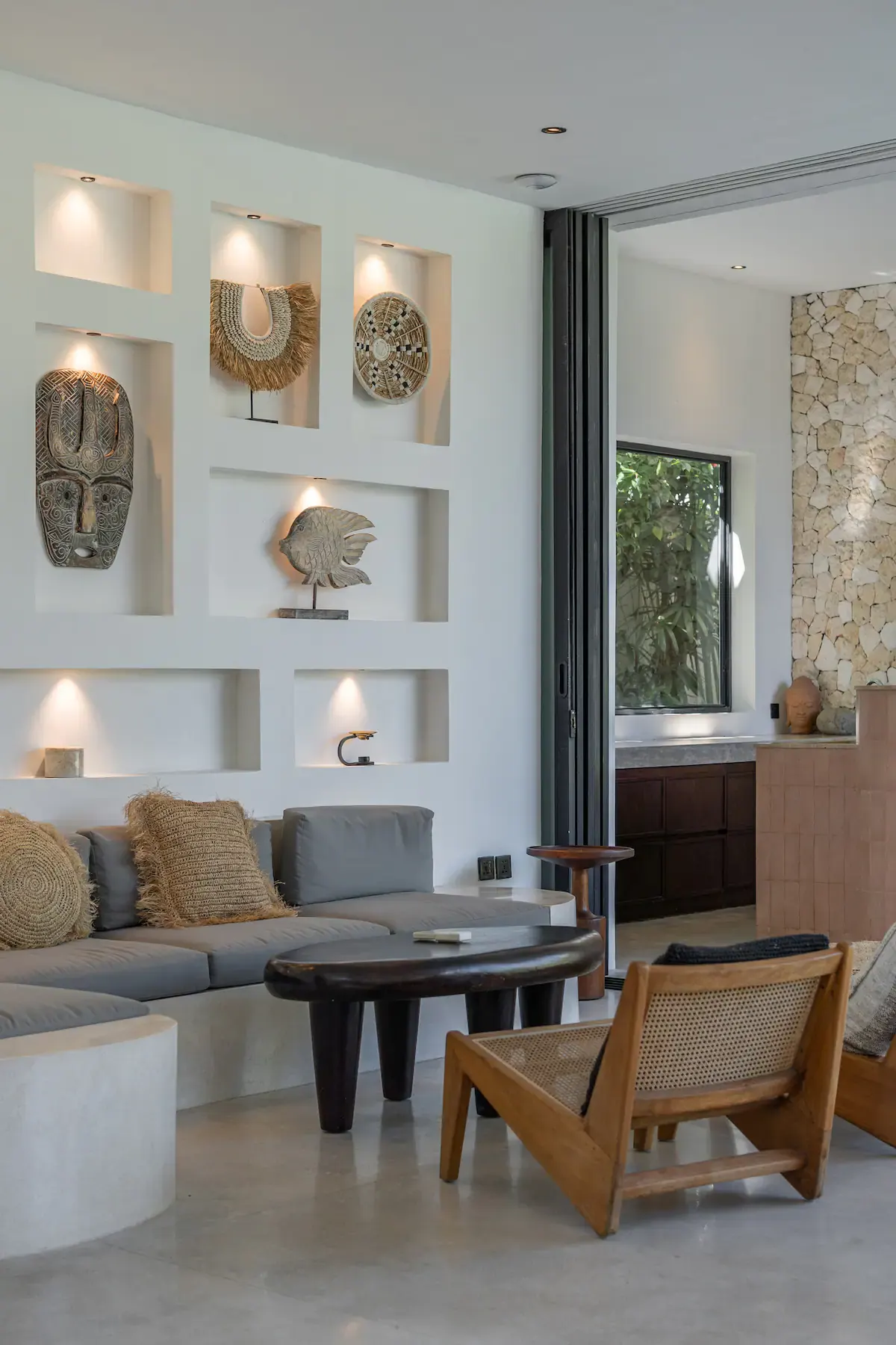 4 BR Contemporary Pool Retreat Canggu — 4BR Villa Rental in Pererenan — image 10