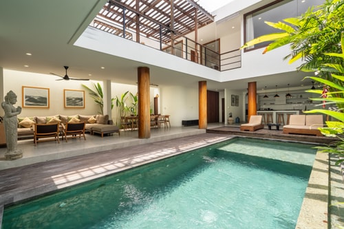 Elegant 4BR Berawa Villa | Pool, Near Beaches in Canggu, Bali — image 1