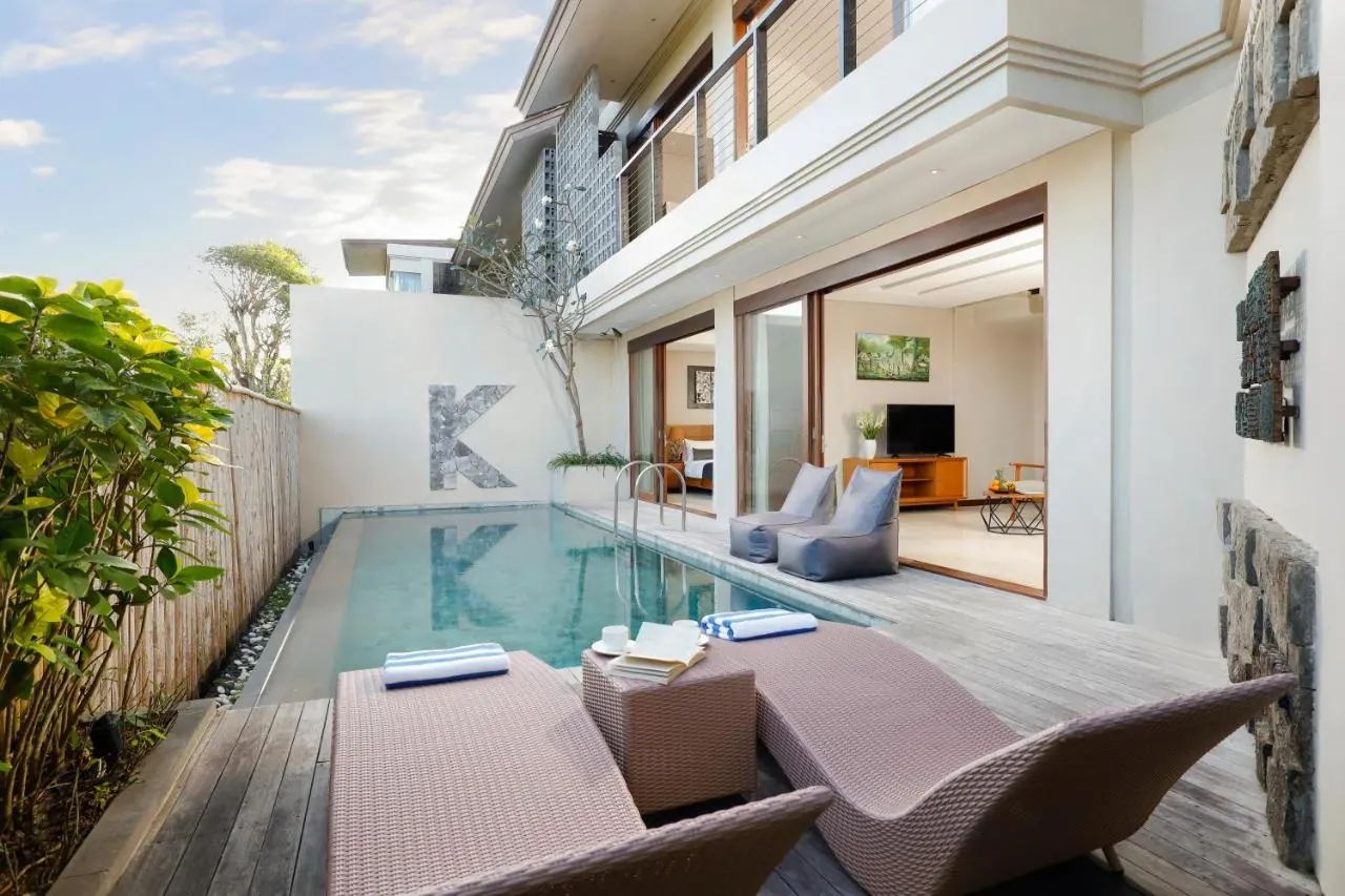 3 BR Hilltop Pool Villa Nusa Dua — 3BR Villa Rental in Nusa Dua — image 1