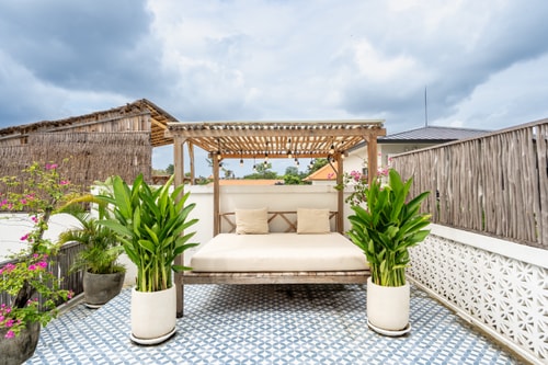 Canggu 1-Bedroom Roof Villa | Swimming Pool, Near Berawa Beach - Canggu, Bali — image 16
