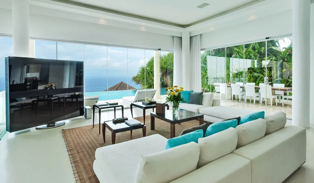 A majestic 5-bedroom cliffside Villa Uluwatu — image 7
