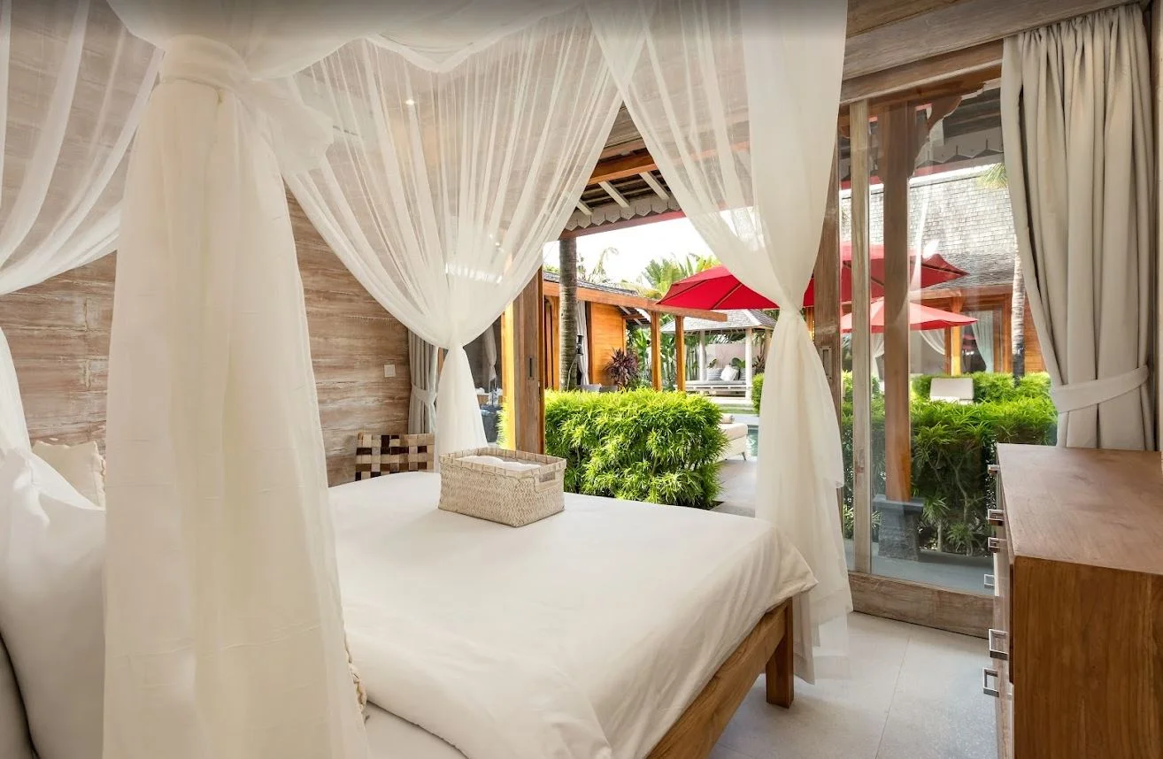 Tranquil Joglo- 4bed Style Villa in Kerobokan – Balinese Charm with Modern Luxury — image 12