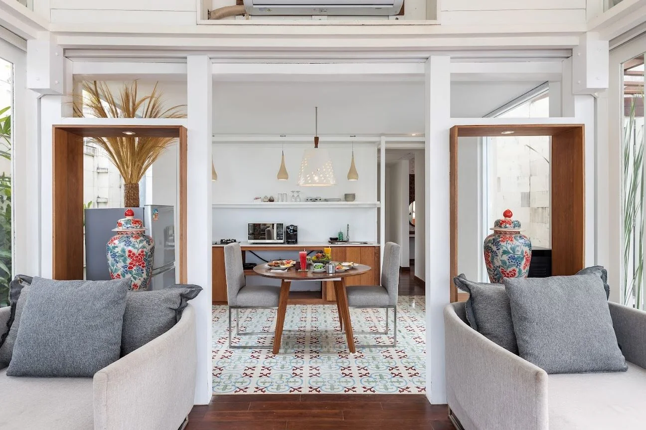 Beachfront 1-Bedroom Villa with Infinity Pool – Batu Belig, Seminyak — image 10