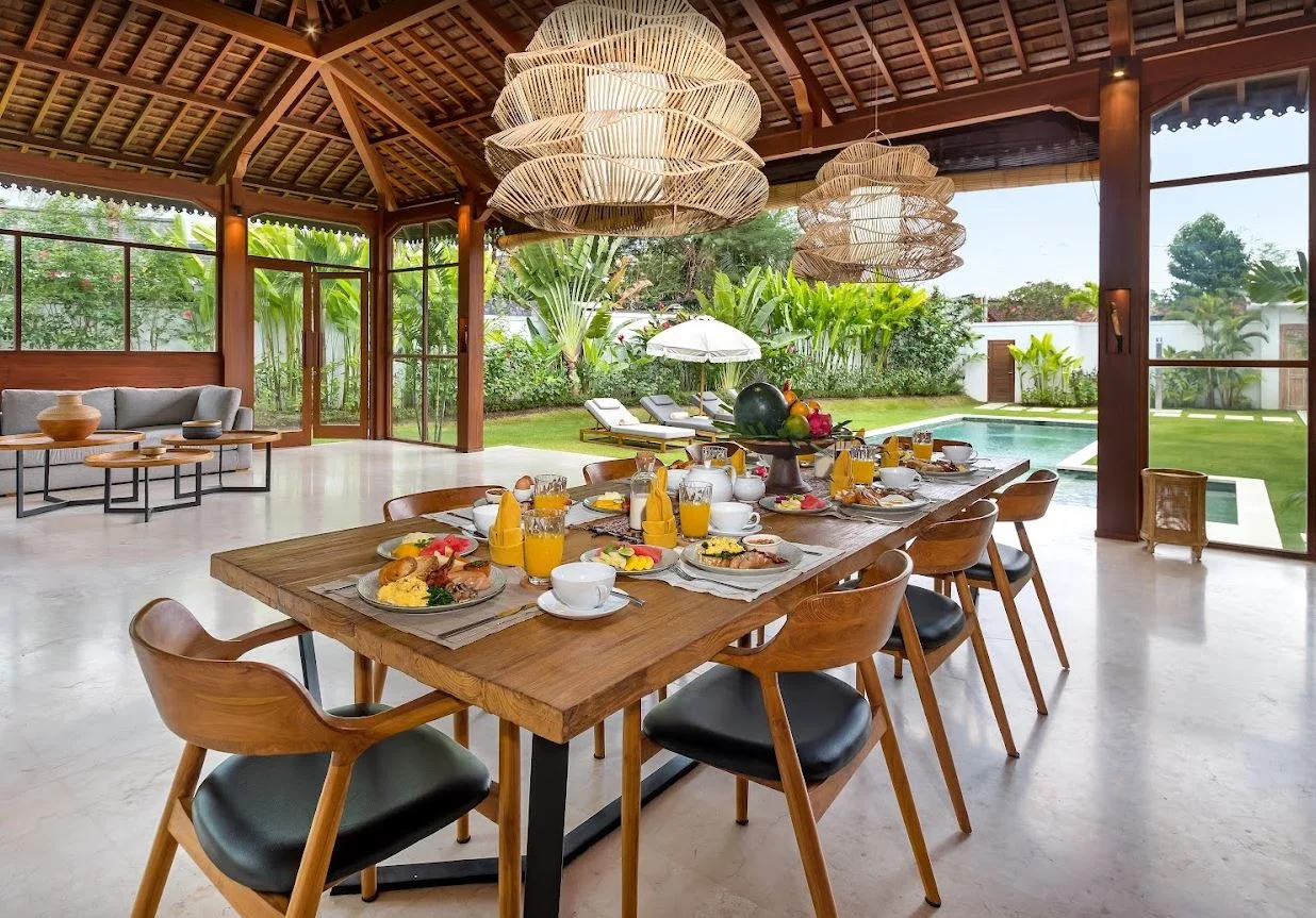 Tranquil 4-Bedroom Villa in Kerobokan — Your Private Island Getaway Awaits — image 10