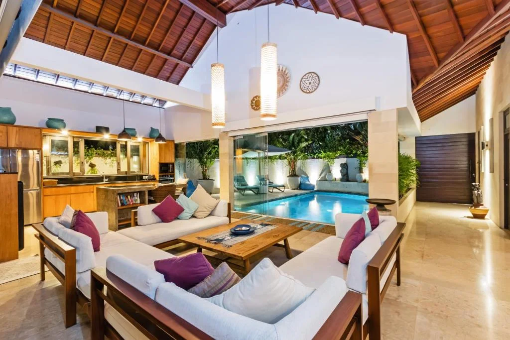 Private 3-Bedroom Villa in Canggu – Luxury, Privacy & Steps from Berawa Beach