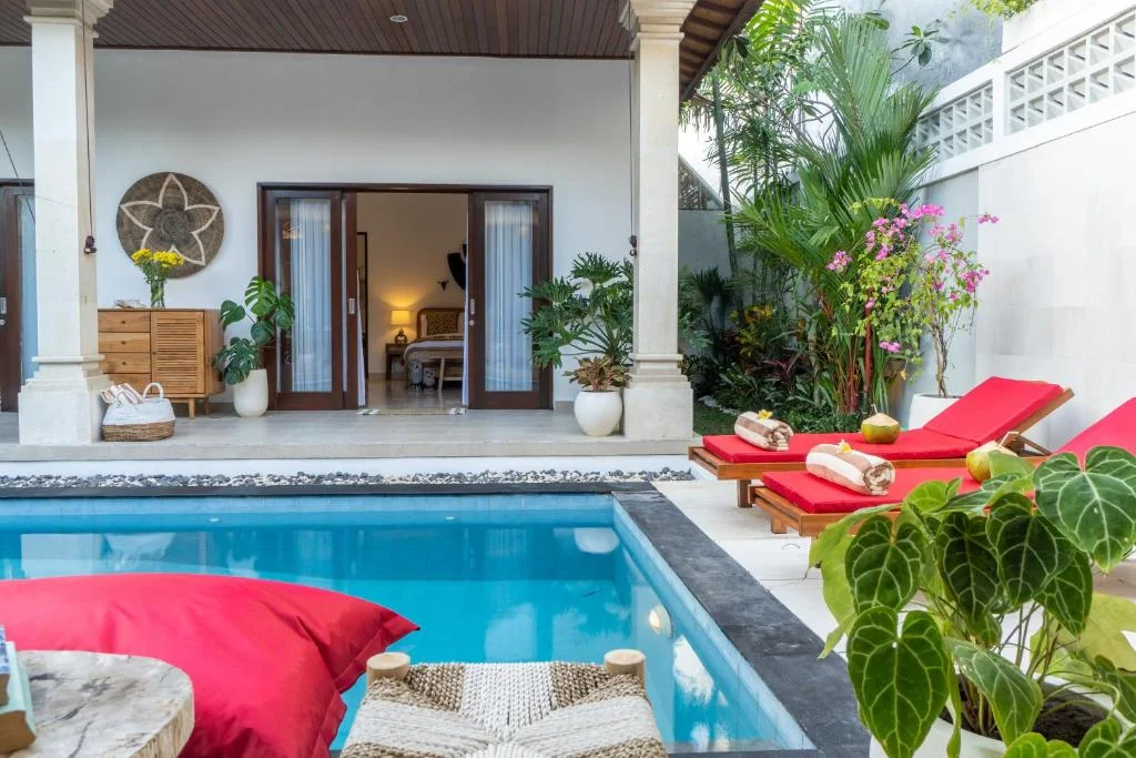2-Bedroom Private Villa in Seminyak – Central, Quiet & Highly Rated — image 3