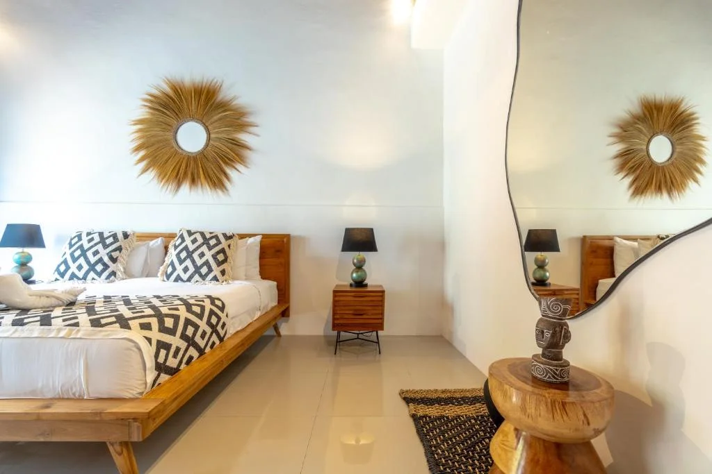 Modern 3-Bedroom Villa in Central Seminyak – Walk to Everything — image 10