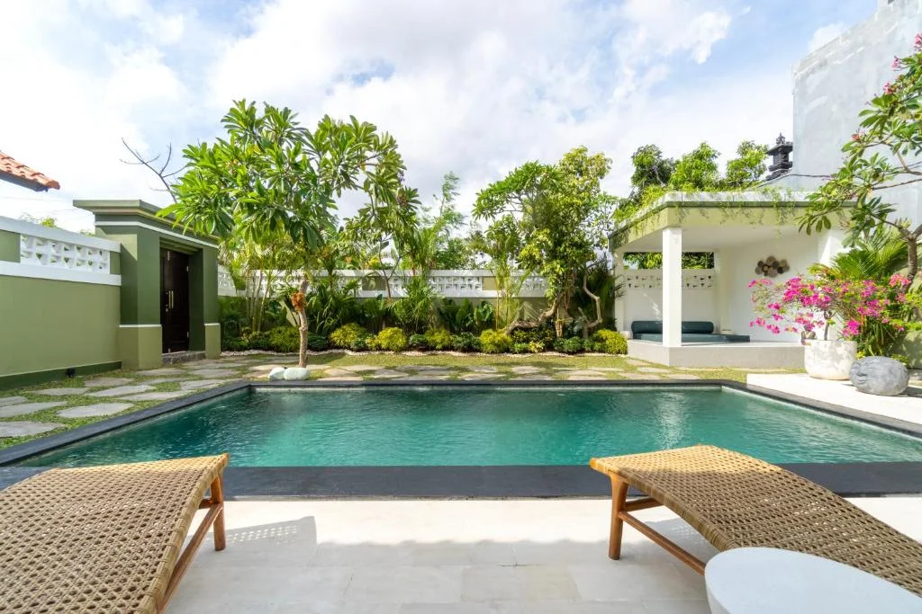 Modern 3-Bedroom Villa in Central Seminyak – Walk to Everything — image 8