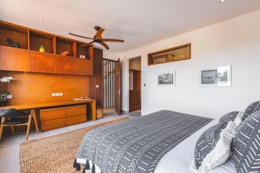 Stylish 3-Bedroom Townhouse Villa with Rooftop Pool & Rice Field Views — image 5