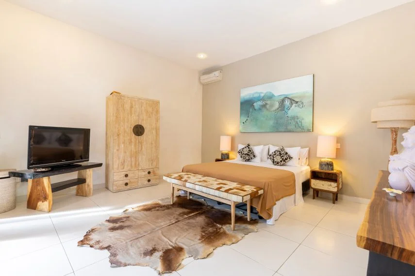 Charming 3BR Villa – Just 350m from the Beach — image 13