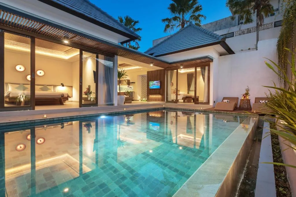 2-Bedroom Private Villas in Seminyak – Tropical Comfort with Private Pool
