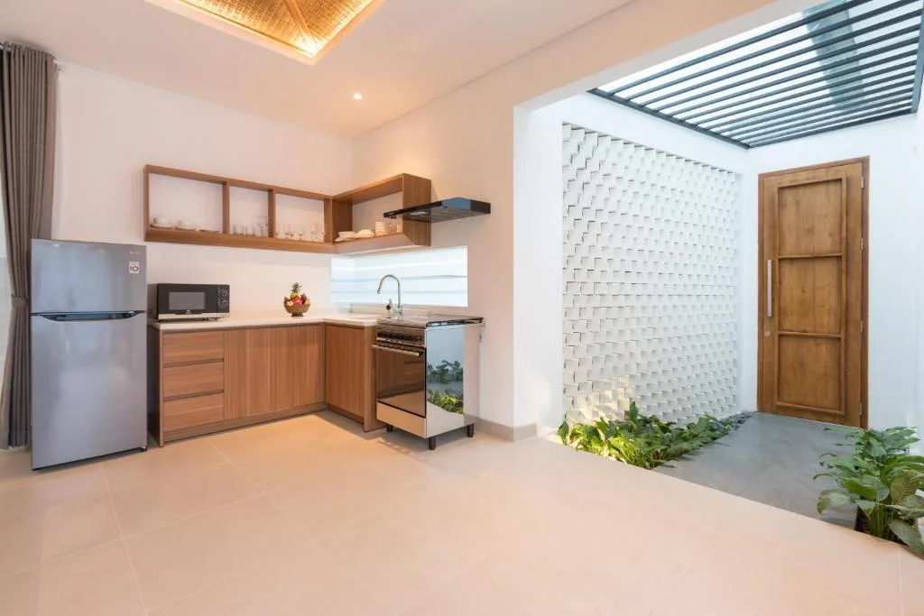 2-Bedroom Private Villas in Seminyak – Tropical Comfort with Private Pool — image 14